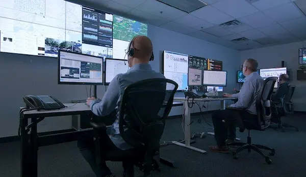 SOC (Security Operations Center)
